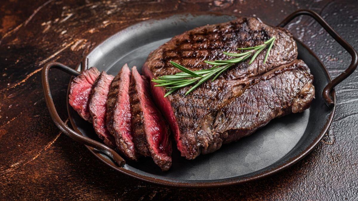 Can Pregnant Women Eat Medium Rare Steak? Safety Tips & Advice