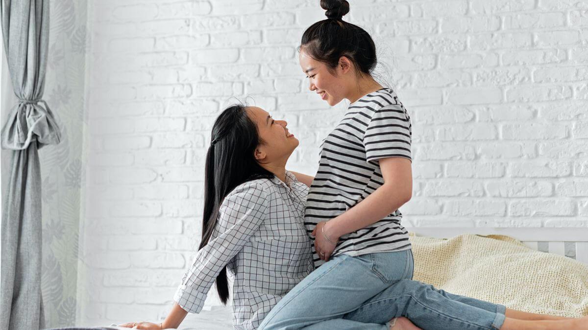 Top 10 Pregnancy Sex Positions from Real Moms-to-Be | Peanut